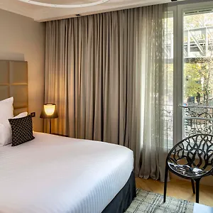 Hotel First Tour Eiffel ****